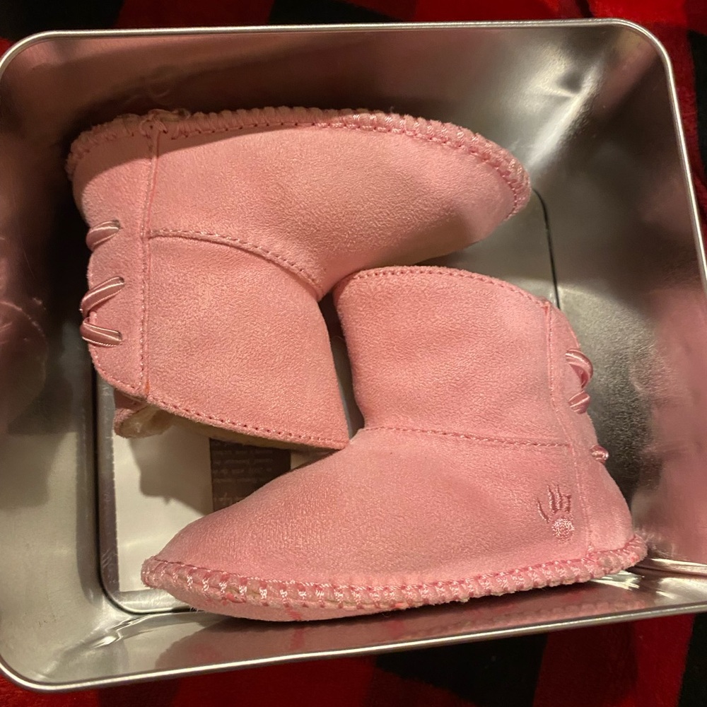 Kaylee Bearpaw 🐻 Infant Boots